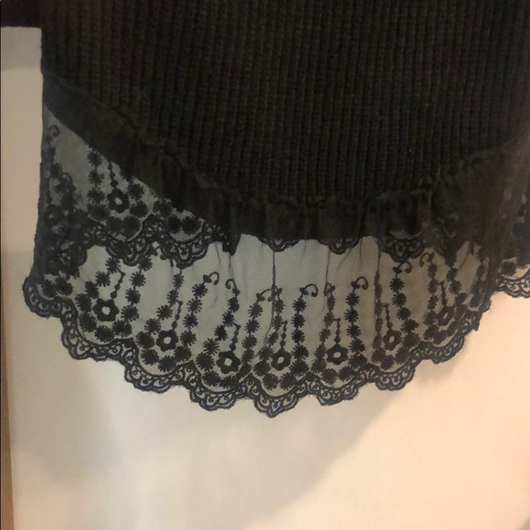 🌚 Cozy Hi-Lo Hem Sweater with Lace Trim 🌚 - Picture 6 of 6